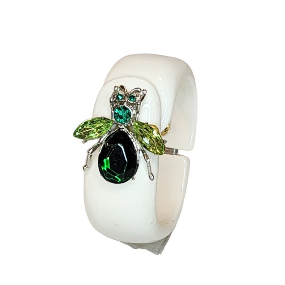 Vintage Style Beetle Chunky Cuff Bracelet Embellished Crystal Emerald Green - Picture 1 of 9